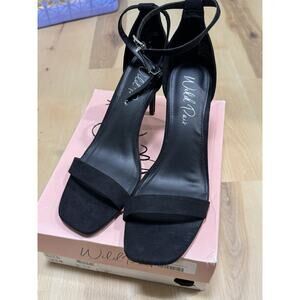 Wild Pair Women Strappy Sandals Size 10.5 Black Stiletto Heel Ankle Strap Buckle